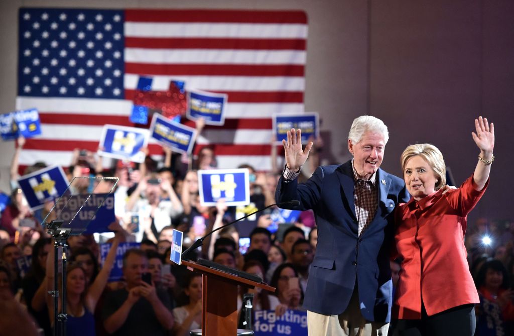 TOPSHOT-US-VOTE-DEMOCRATS-CLINTON