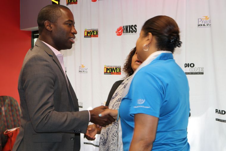 Mayor Levar Stoney Drops By To Help "Send A Kid To Camp"
