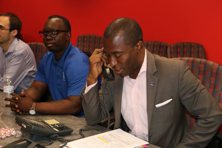 Mayor Levar Stoney Drops By To Help "Send A Kid To Camp"