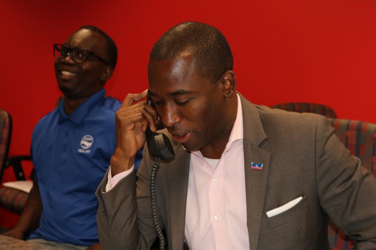 Mayor Levar Stoney Drops By To Help “Send A Kid To Camp”