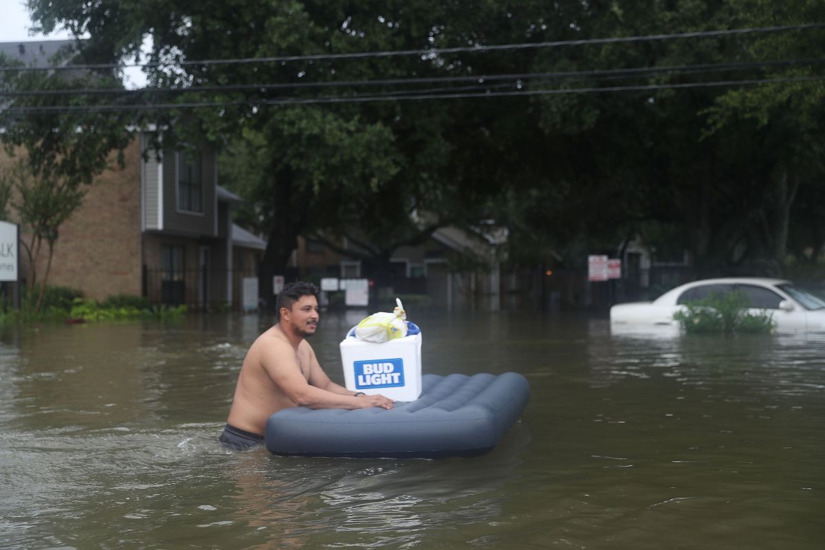 Hurricane Harvey Slams Into Texas Gulf Coast