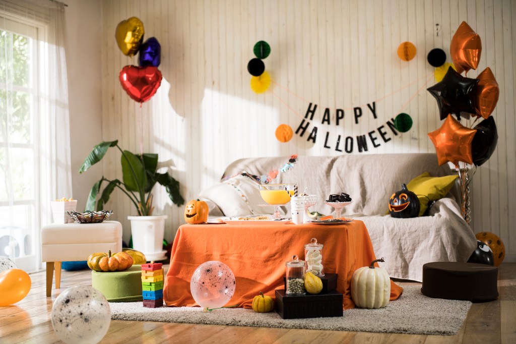 How To Save Money On Halloween | 99.3-105.7 Kiss FM