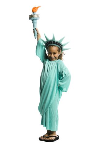 Portrait of a girl portraying the Statue Of Liberty
