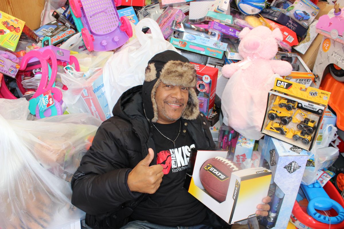 Radio One Richmond Toy Drive