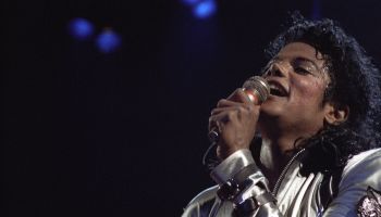 Michael Jackson Performs In Minnesota