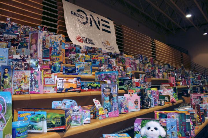 2018 Radio One Toy Drive Distribution
