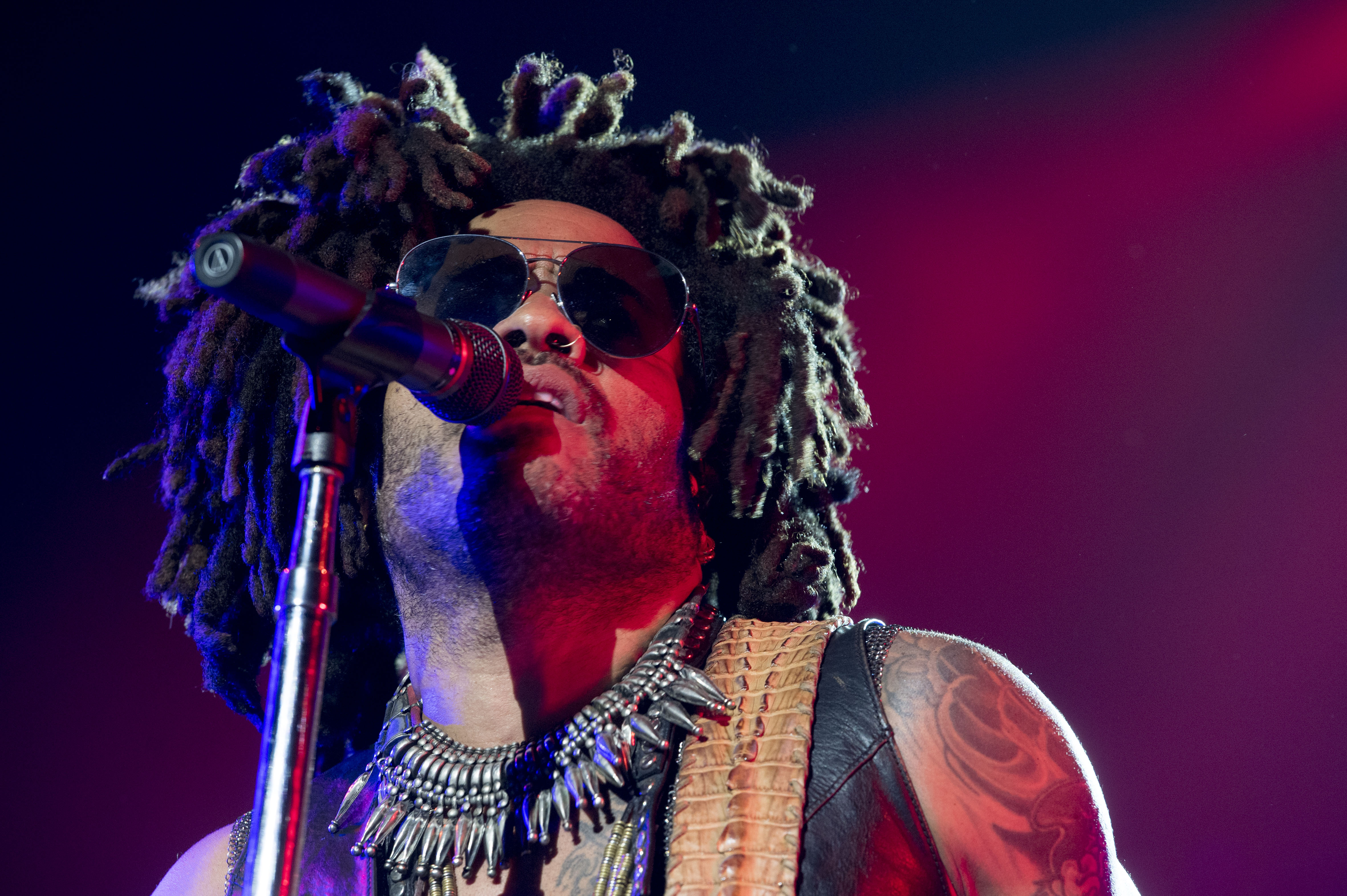 Lenny Kravitz performs at the WiZink Center