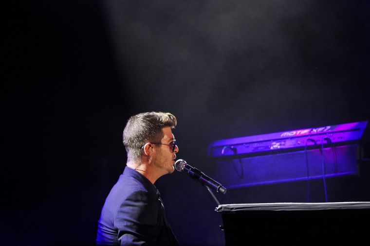 Stone Soul 2019 -- Robin Thicke