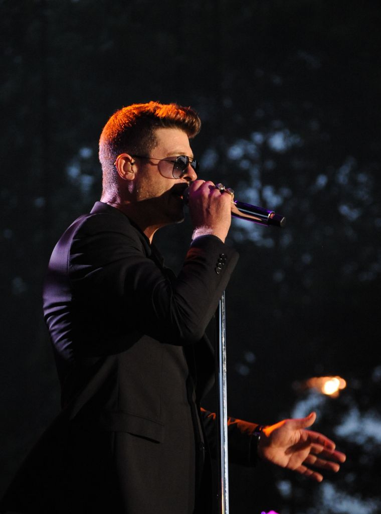 Stone Soul 2019 -- Robin Thicke