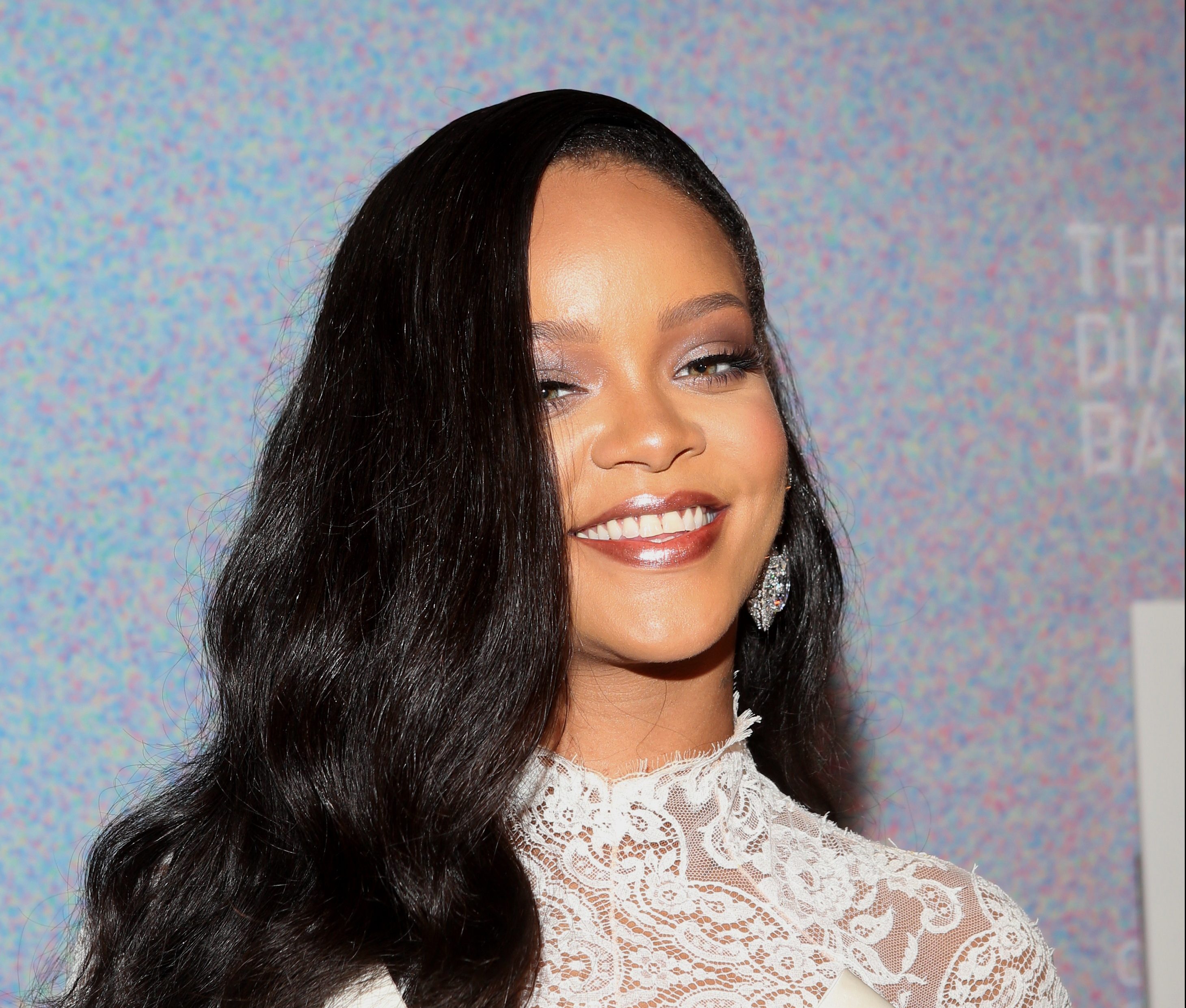 Clara Lionel Foundations Diamond Ball