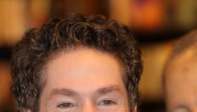 Pastor Joel Osteen signs copies of his new book &apos;Next Level Thinking&apos; at Barnes and Noble